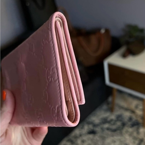 Pink Gucci Wallet - Picture 4 of 8